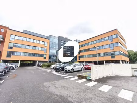 location bureaux 260 m² à 2 071 m²