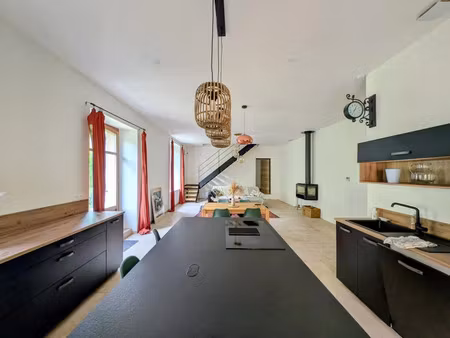 vente maison 9 pièces 400 m² gabian (34320)