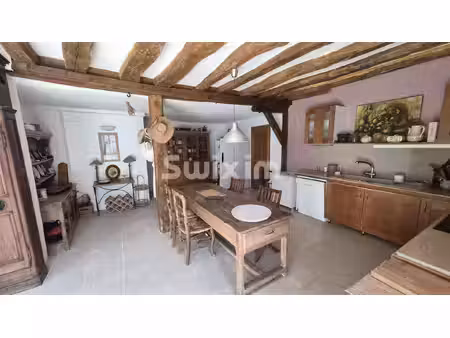 maison de charme : 11 pièces  329 m² disponible