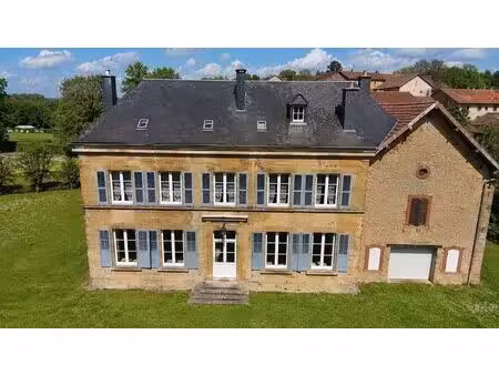 maison de maître d'exception sur 1 6 hectare de terrain– thonne-les-prés
