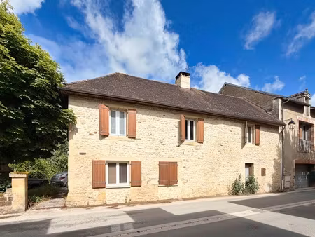 maison 8 pièces - 163 m²