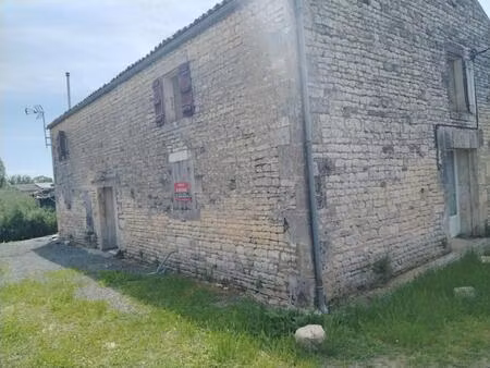 a découvrir pour les amateurs de grands volumes sur thors cette vaste maison d'environ 291