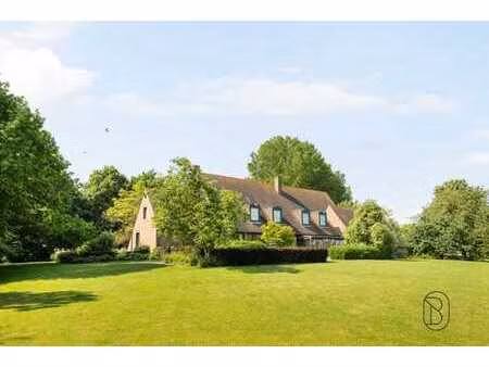 villa exclusive au bord d’un bras de l’escaut