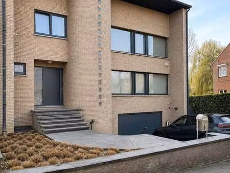 dilbeek – maison familiale de standing avec jardin - peb b