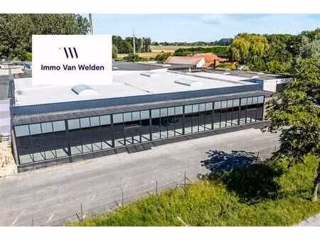 bedrijfsgebouw