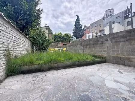 rez-de-chaussée 1 chambre avec jardin