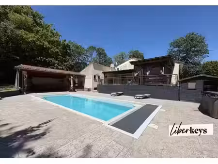 vente maison 7 pièces 195 m² à targon (33760)  335 100 €