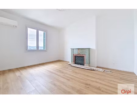location appartement  m² t-4 à ajaccio  1 150 €