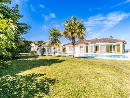 maison 236 m² | 4 ch+bureau | piscine | terrain 2 657 m²