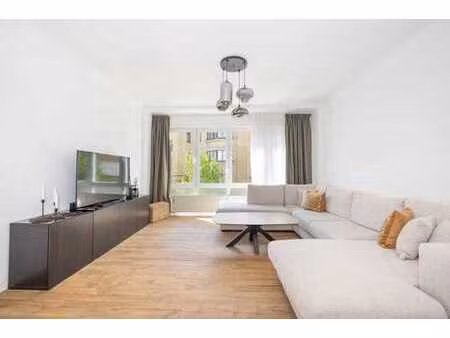 appartement 2ch entre moliere et vdk