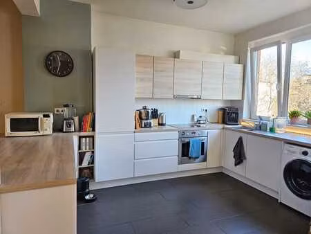 appartement 2 ch. avec terrasse à woluwe-saint-pierre