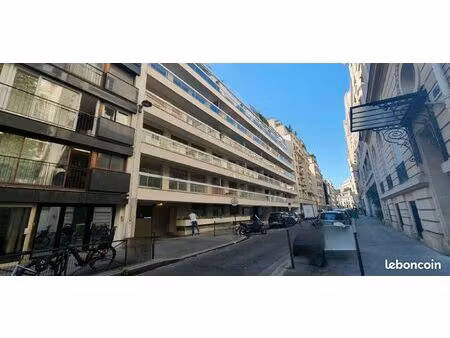 parking porte dauphine 75116