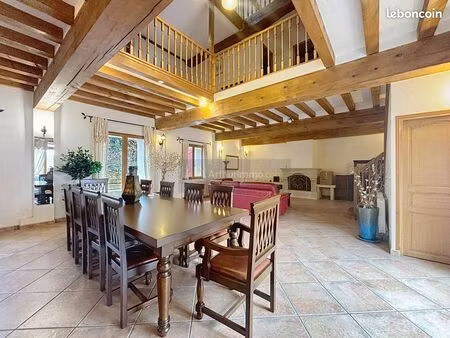 ferme 12 pièces 378 m²