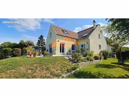 maison 9 pièces 170 m²