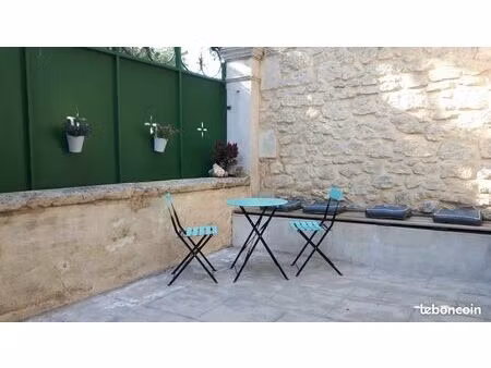 studio etudiant centre arles