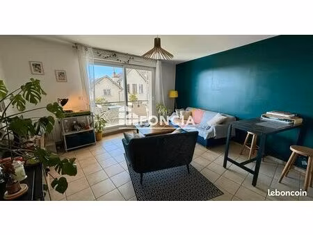 appartement 3 pièces 70 m²