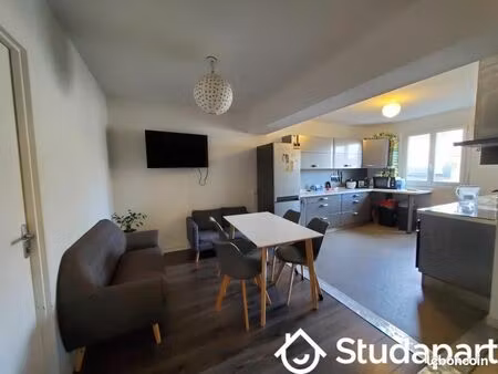 chambre 1 pièce 15 m²