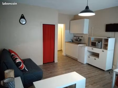 location a l'annee studio meuble 26m² disponible le 15/08/2026