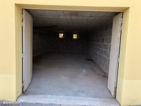location double garage 36m2 avenue saint maurice palavas