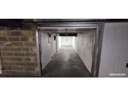 box stockage/parking