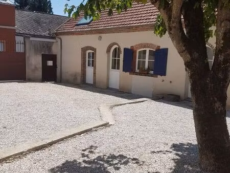 location maison de ville