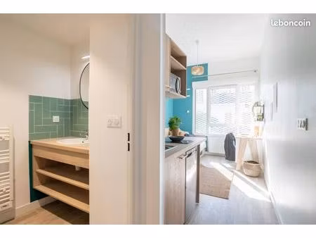 studio 1 pièce 19 m²