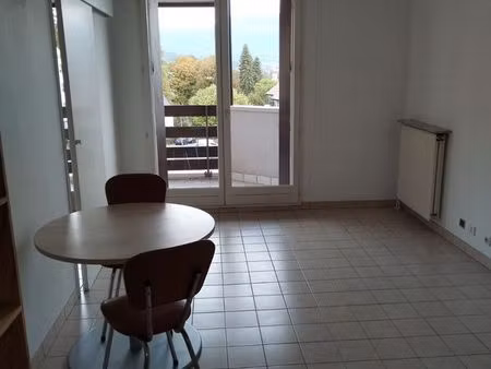 appartement t2 + garage + parking a chambery : 795 charges comprises