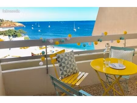 apparemment studio meublé pour étudiant à sète vue mer et pied dans l’eau quartier la corn