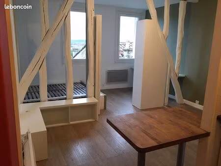 bel appartement t1 bis de 25m²