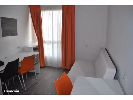 appartement 1 pièce 19 m²
