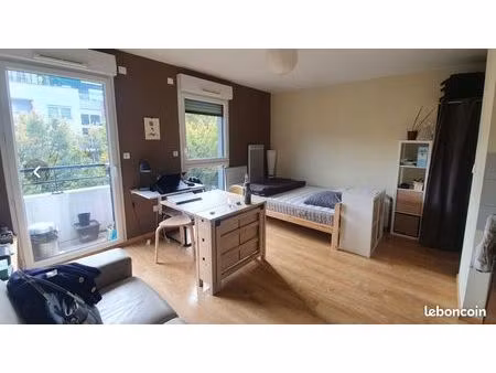 appartement 1 pièce 27 m²
