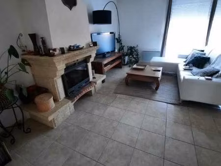 charmante maison avec jardin entièrement clôturé