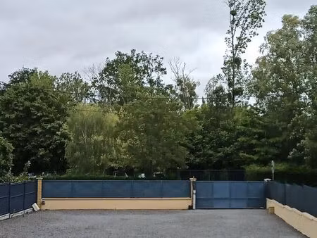 terrain à louer