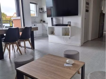 appartement 3 pièces 55 m2 - balcon - exposition sud