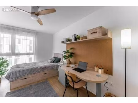 studio 1 pièce 18 m²