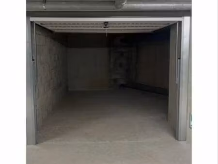 box dans residence neuve