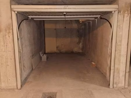 garage box fermé