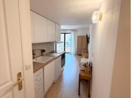 2pc centre cannes parking 245 000
