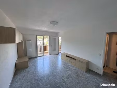 studio f1 st laurent du var plateaux fleuris