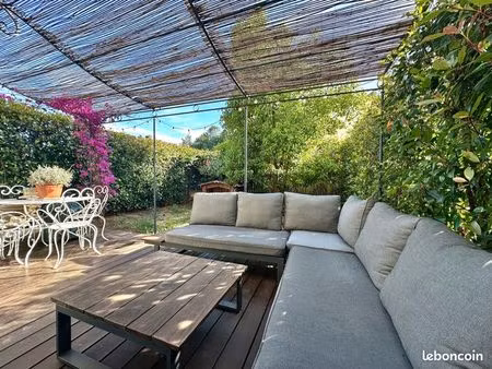 à vendre à la colle sur loup - 2 pièces - terrasse/jardin - double garage -