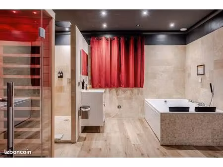 suite romantique équipée avec local commercial attenant et cave – cagnes-sur-mer