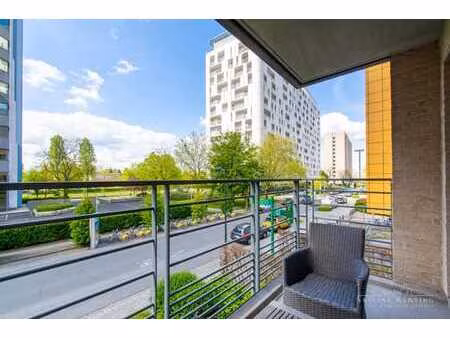 lumineux - app. meublé 1 chambre avec terrasse (proche otan)