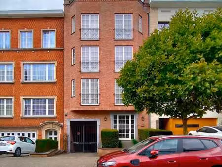 pétillon · duplex 3 ch. – jardin 130 m² – parking – ascens.