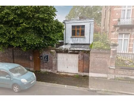 maison à louer avec terrasse et jardin   marchienne-au-pont (vbe32136)