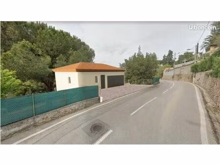terrain 583 m² cannes