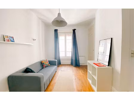 location appartement  m² t-1 à lyon 6  904 €