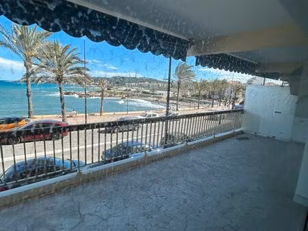 3 pièces bord de mer antibes