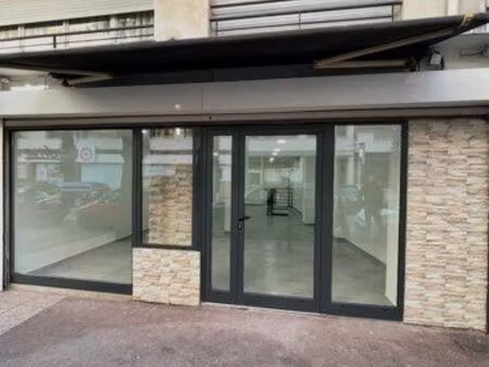 local commercial 110m2 à juan les pins