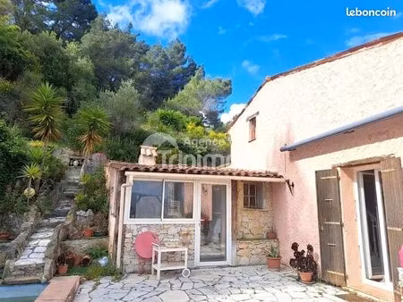 appartement 4 pièces 141 m²