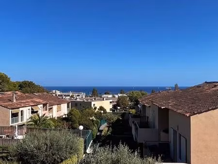 appartement meublé 3 pièces 56m² à villeneuve-loubet - location longue durée